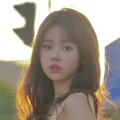 成蕾玉